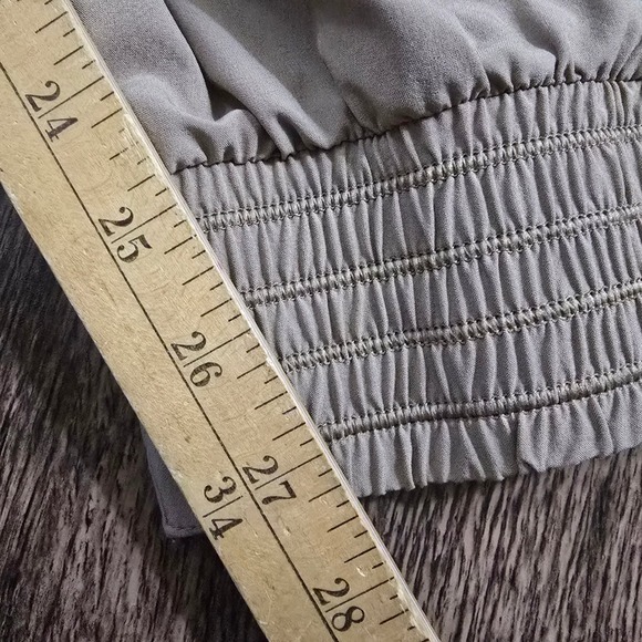 ATHLETA Camden Jogger Women 8 Tan Excellent Smocked Waist Zipper Pockets - Picture 4 of 6